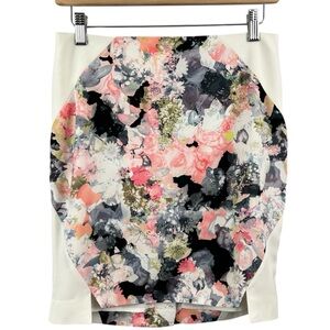 RW&CO. Floral Watercolour White Pencil Skirt Size 2